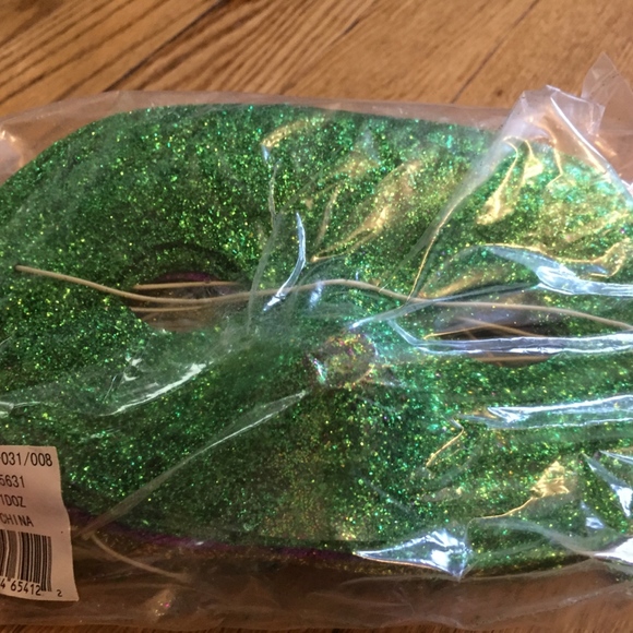 Masquerade Masks Mardi Gras - Picture 3 of 4